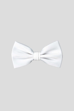 Hvid satin butterfly