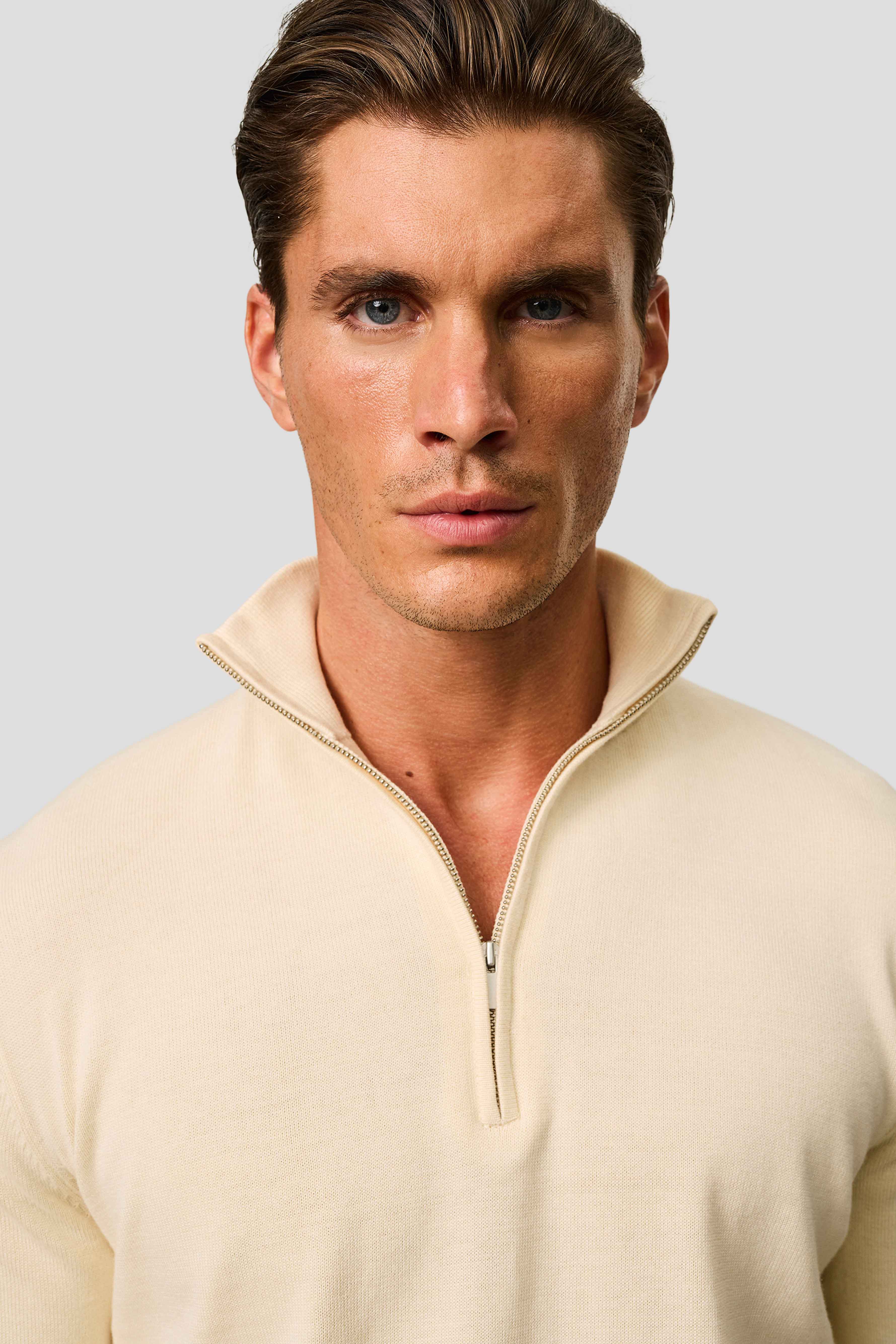 Off-white half-zip striktrøje HVIID